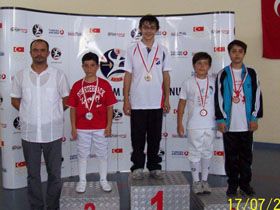 Onur KADIO�LU Ba�ar�ya Doymuyor