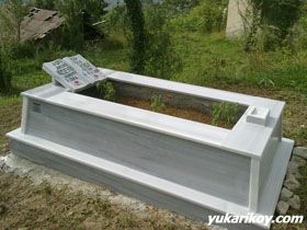 H�seyin KADI'n�n Mezar� Mermer Yap�ld� (FOTO)