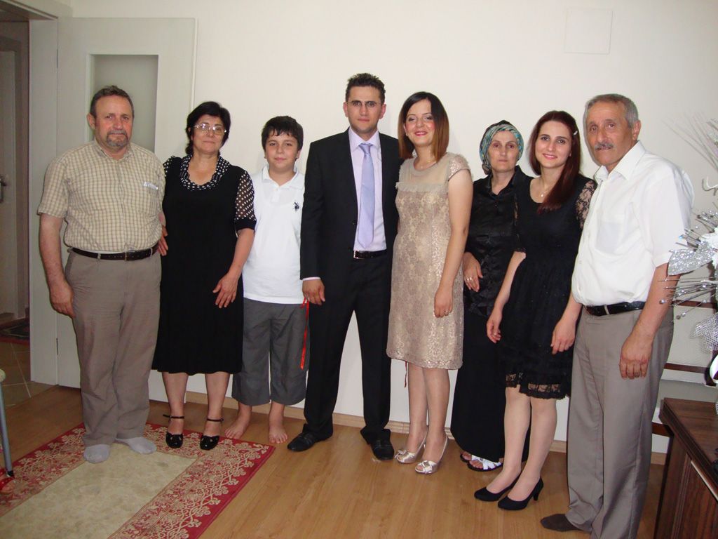 �ule & Serdar  Evleniyor (DAVET�YE)