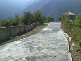 Yukar�k�y de Beton D�kme �al��mas�