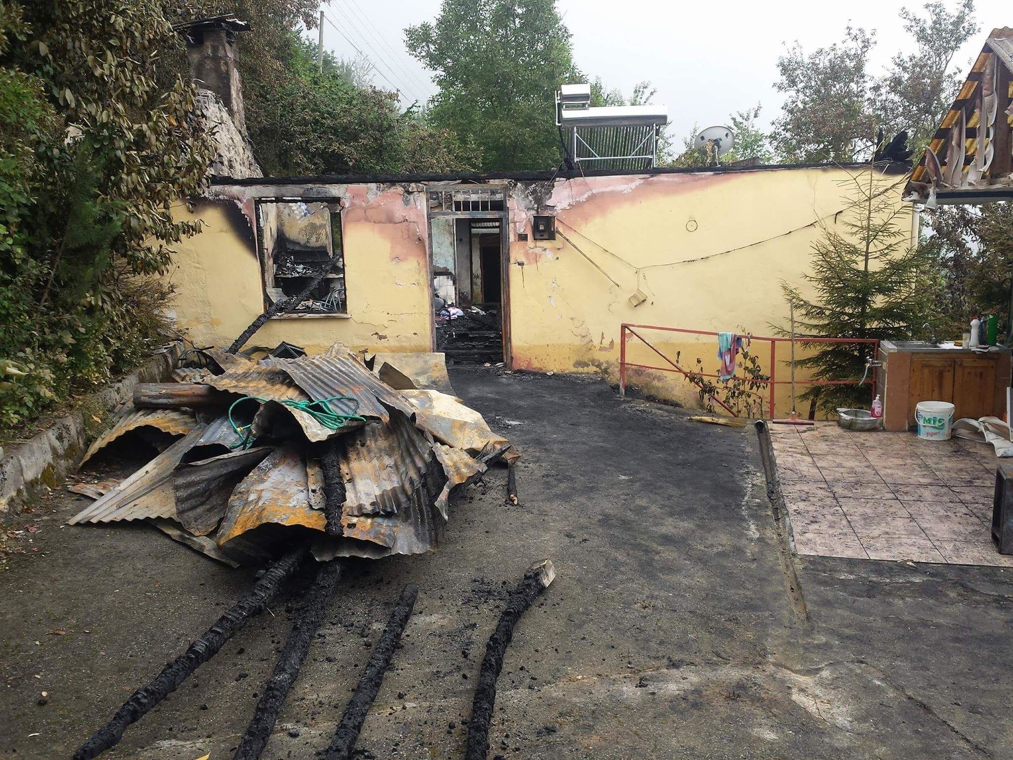 Merhum Kadri BEKTA' n Evi Yand