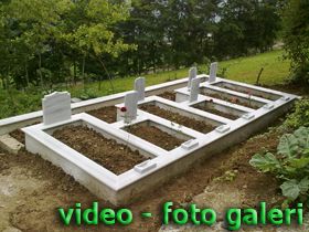 Karamehmeto�lu Aile Mezarl���