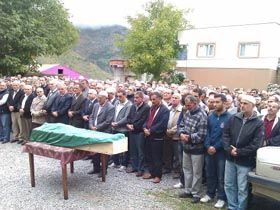 Ahmet Murtezao�lu Hayat�n� Kaybetti