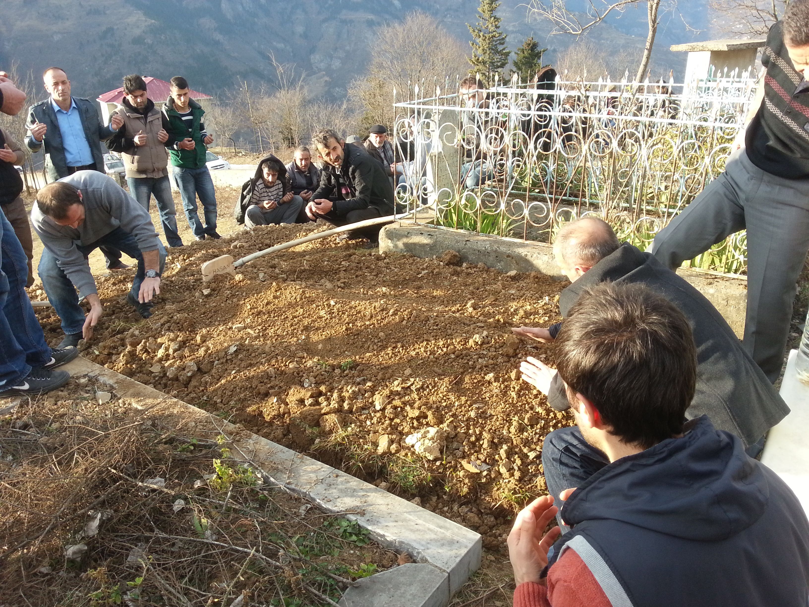 Hasan YILMAZ Defnedildi (V�DEO)