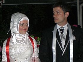 �zlem & Enver Evlendi (foto-video)