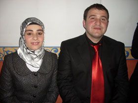 Ahmet BEKTA� Ni�anland�