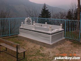 Cengiz TOPAL' �n Mezar� Mermer Yap�ld� (Foto)