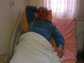 Mustafa ��FT�� Hastanede Yat�yor