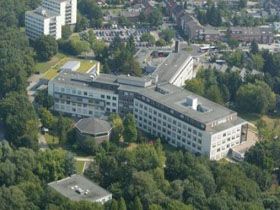 Emine T�FEK�� Hastanede Yat�yor